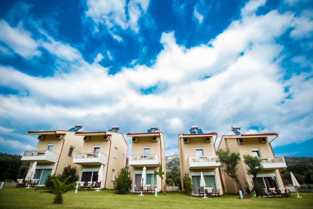 Parea Kalamitsi Apartment Cameră foto